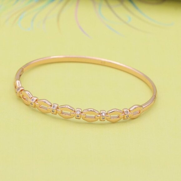 Elegant Linked Design Rose Gold Bangle with Sparkling Accents, XPBL0439 - Picture 6 of 11